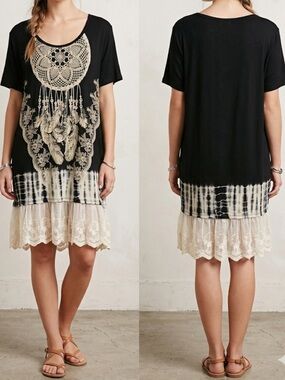 BE VOCAL Black & Cream Dreamcatcher Lace Hem Tunic Dress NWOT